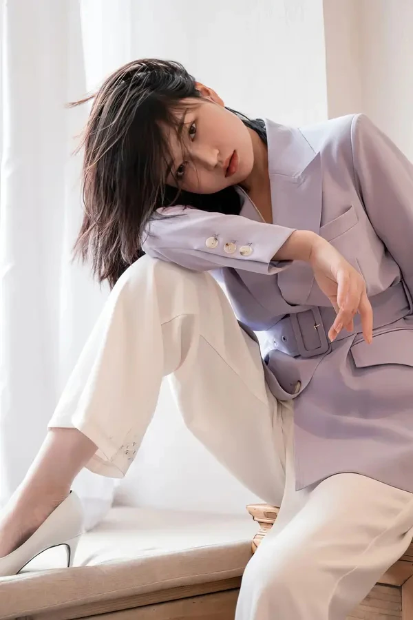 极品女神年年夏令时西裤半脱无圣光图集